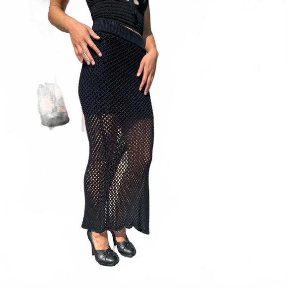 ASTR Small Black Crochet Viscose Full-Length Pencil Skirt – Boho Chic Maxi - Picture 4 of 9